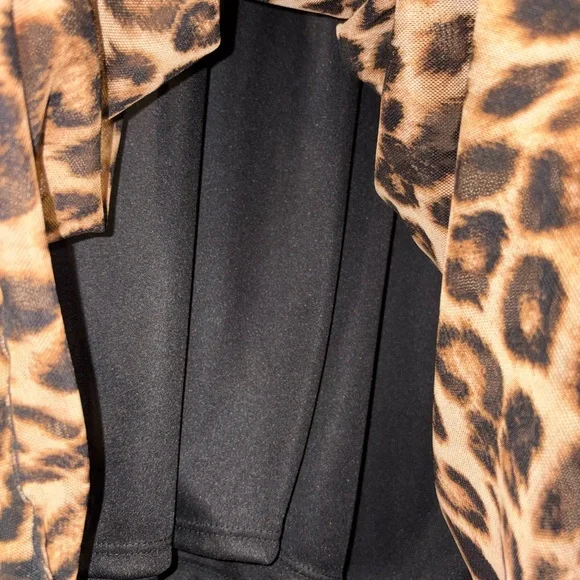 LulaRoe Lola skirt animal print - Picture 3 of 3